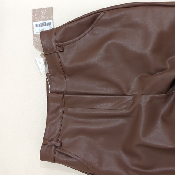 Straight Leg Faux Leather Pants - Chocolate - Picture 6 of 6